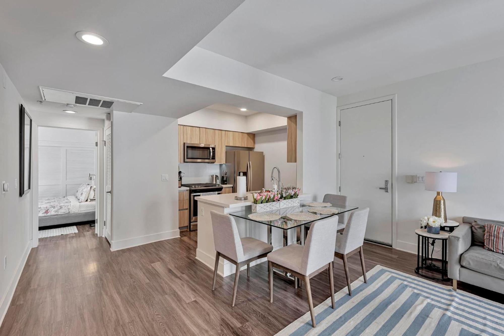 7 Large Down Town Santa Monica Apartment Los Angeles Bagian luar foto